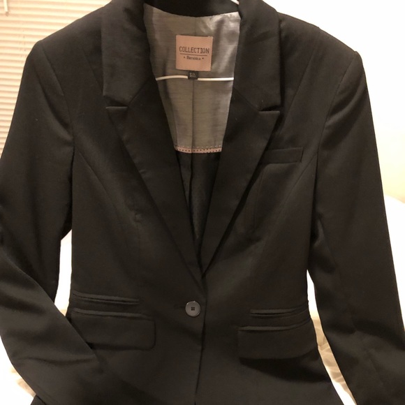 Blazer - Picture 4 of 5